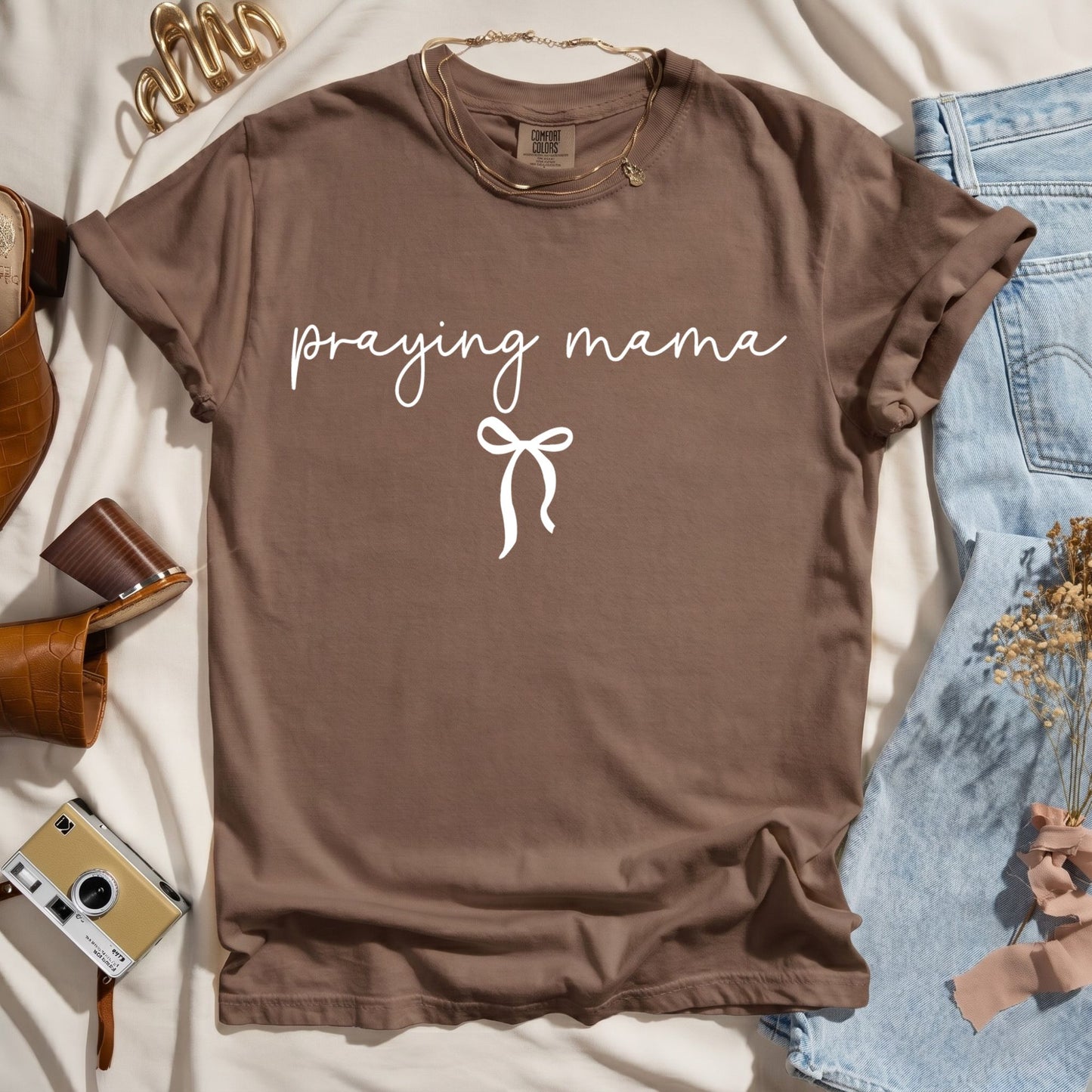 Praying Mama - Faith Tee